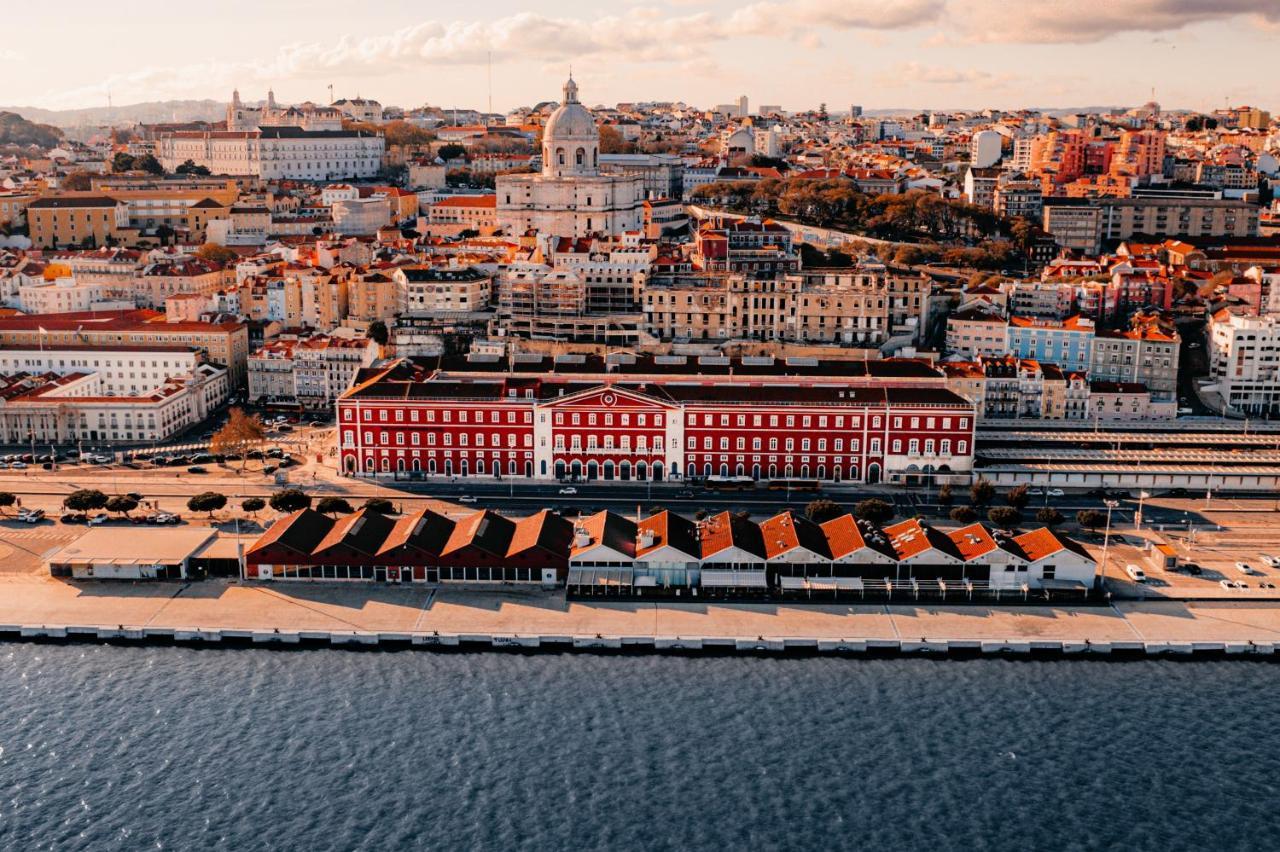 The Editory Riverside Hotel, An Historic Hotel Lisbon Exterior photo The station in 1990