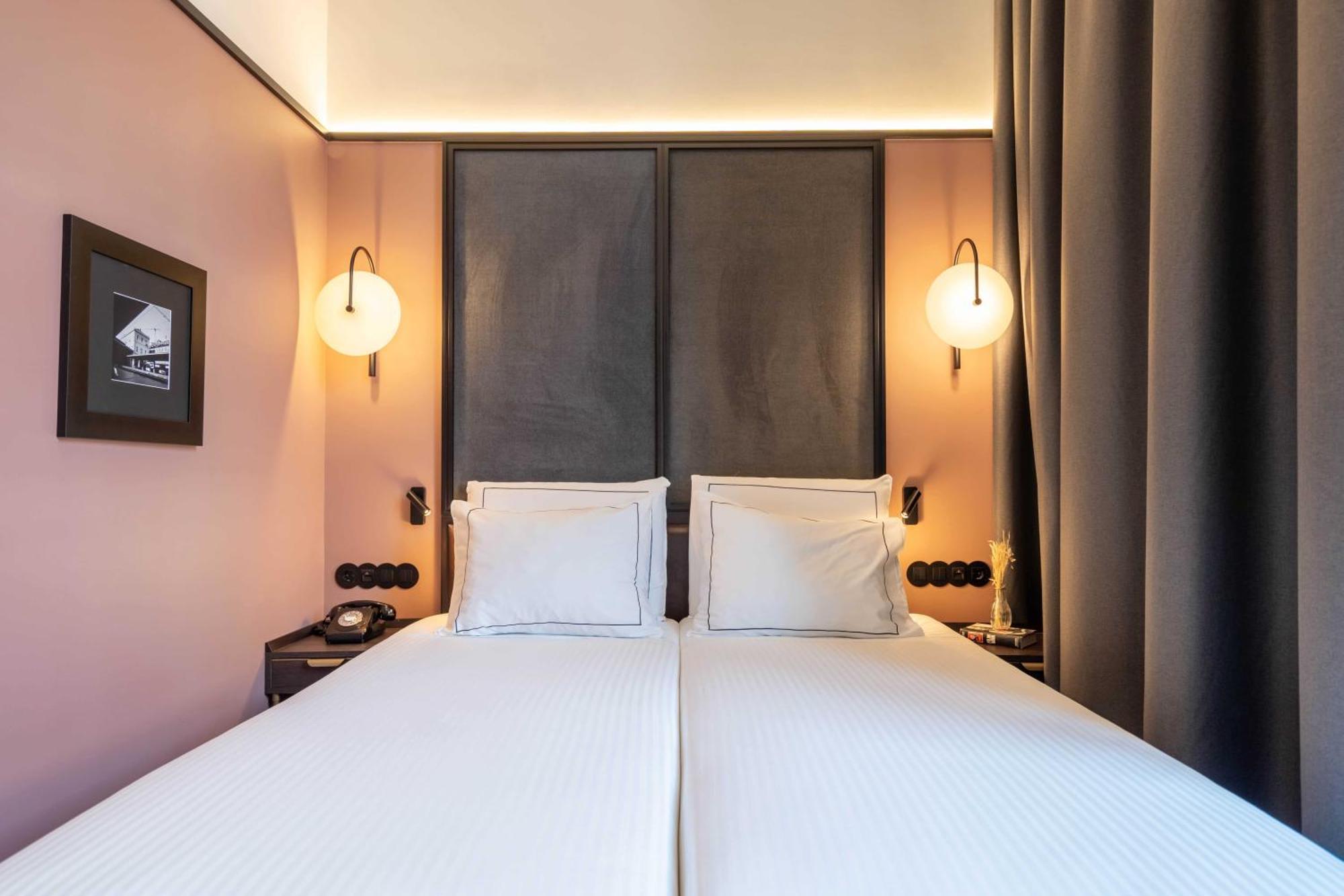 The Editory Riverside Hotel, An Historic Hotel Lisbon Exterior photo A room at the hotel