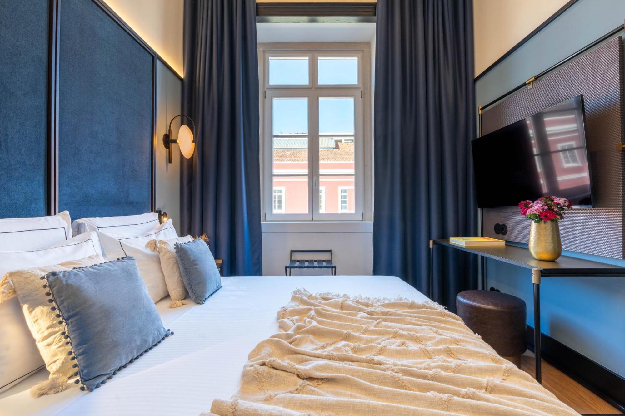 The Editory Riverside Hotel, An Historic Hotel Lisbon Room photo